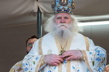 ÎPS Calinic a fost prezent la Mănăstirea Moldovița, unde a sărbătorit împlinirea a treizeci de ani de slujire arhierească