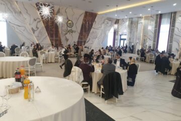 Imagine din interiorul restaurantului