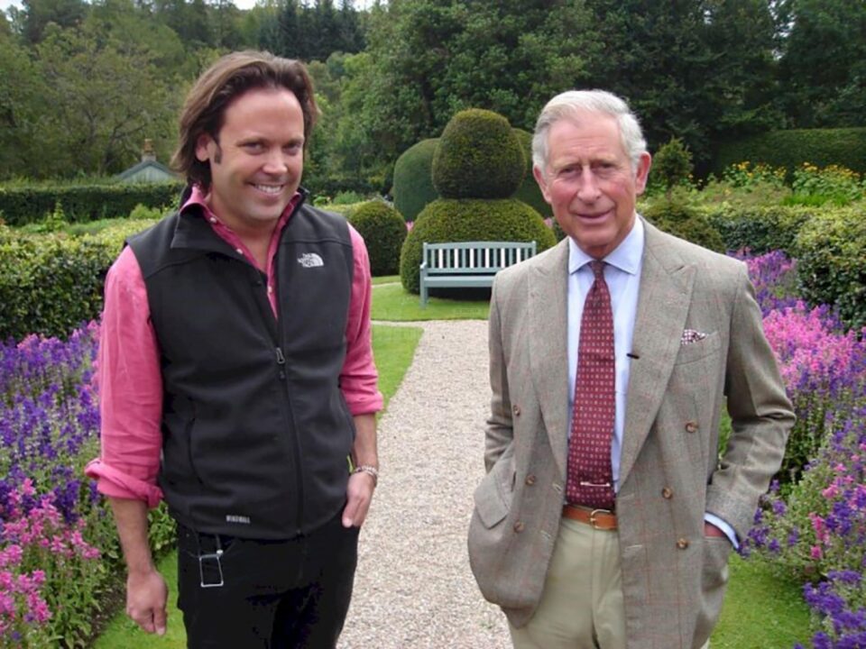 Charlie Ottley împreună cu Printul Charles de Wales