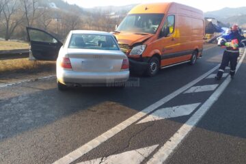 Trei persoane rănite, după un accident petrecut la ieșirea din Câmpulung Moldovenesc
