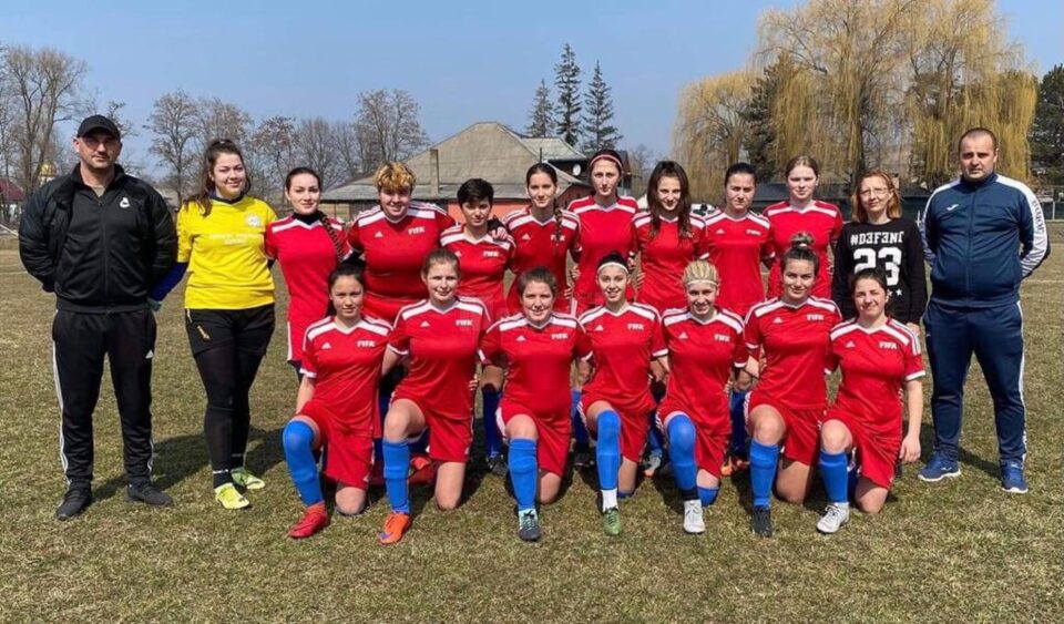 Fetele de la CN ”Nicu Gane” Fălticeni luptă pe două fronturi, campionat și Cupa României Fetele de la CN ”Nicu Gane” Fălticeni luptă pe două fronturi, campionat și Cupa României