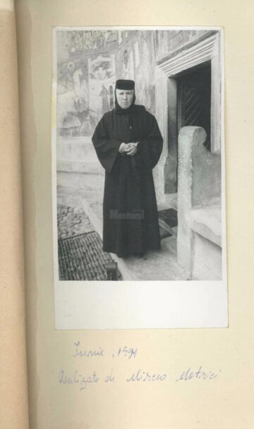 Iunie, 1991, Maica Irina Pântescu, foto realizată de Mircea Motrici