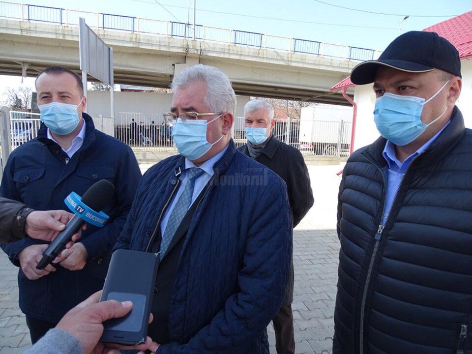 Ion Lungu, Lucian Harșovschi și Ovidiu Doroftei, la deschiderea Pieței Ițcani