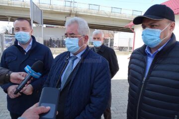 Ion Lungu, Lucian Harșovschi și Ovidiu Doroftei, la deschiderea Pieței Ițcani