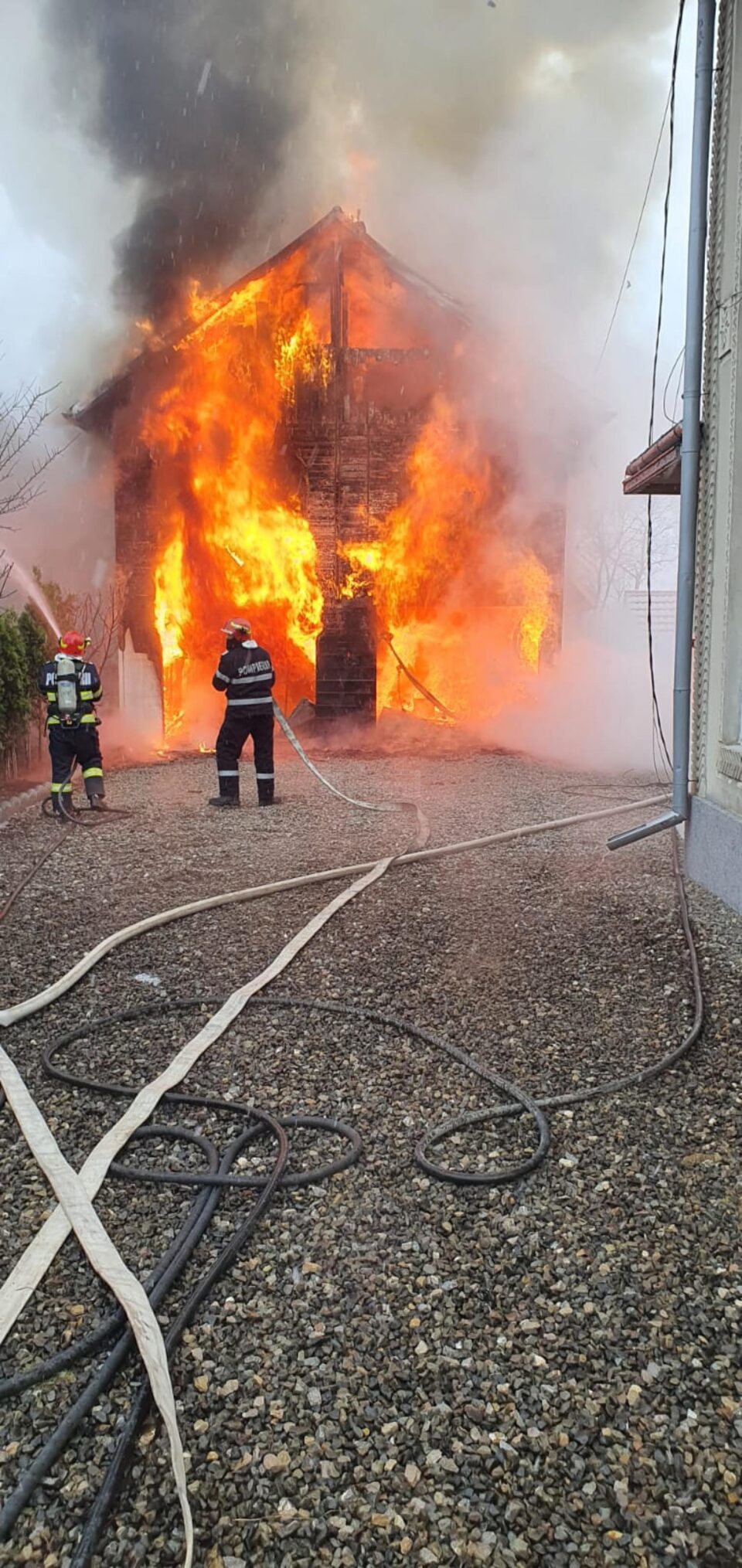 dorna candrenilor incendiu2