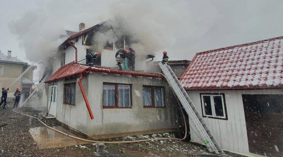 Incendiu devastator la o gospodărie din Dorna Candrenilor