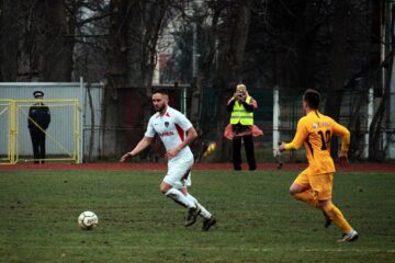 Antonesei a marcat un gol de trei puncte in disputa cu Ceahlăul. Foto Cristian Plosceac