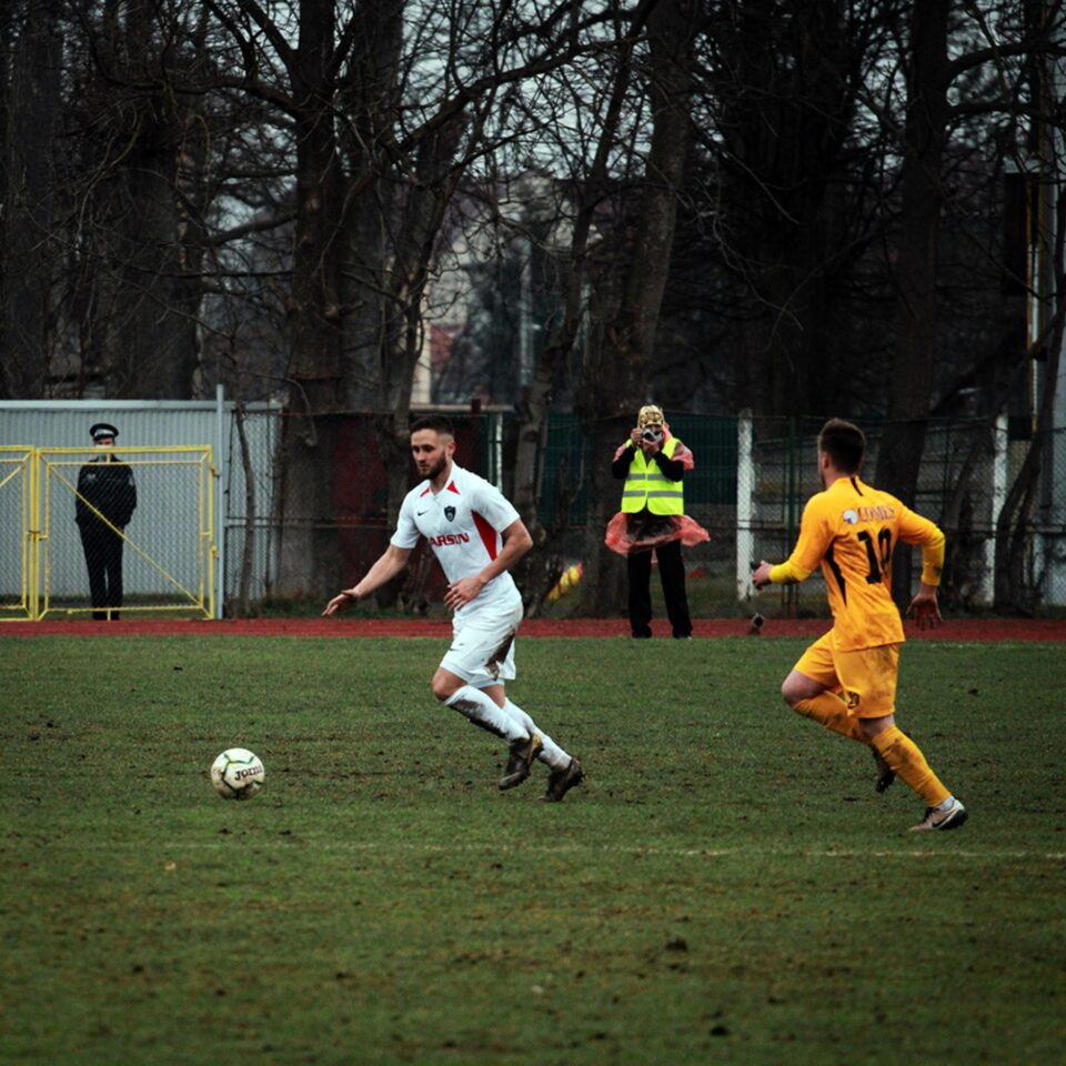 Antonesei a marcat un gol de trei puncte in disputa cu Ceahlăul. Foto Cristian Plosceac Antonesei a marcat un gol de trei puncte in disputa cu Ceahlăul. Foto Cristian Plosceac