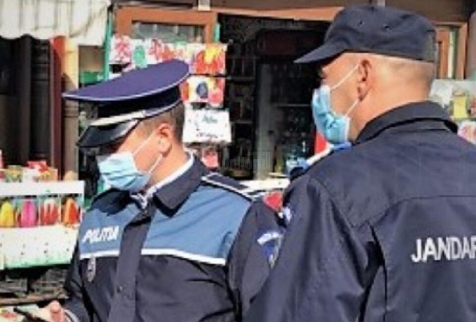 Polițiștii care au desfășurat activități în context Covid-19 au aplicat 85 sancțiuni contravenționale, în valoare de 23500 lei Polițiștii care au desfășurat activități în context Covid-19 au aplicat 85 sancțiuni contravenționale, în valoare de 23500 lei