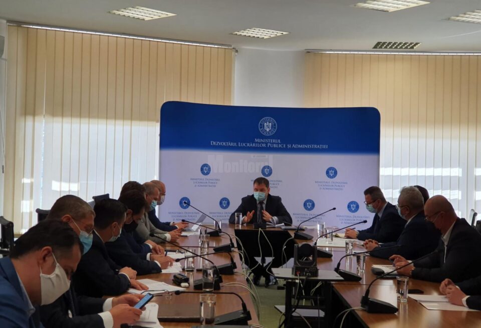 Primarul Sucevei, prezent la discuțiile de la sediul Ministerului Dezvoltării Lucrărilor Publice și Administrației, în prezența ministrului Attila Cseke