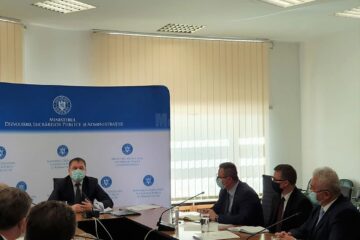Primarul Sucevei, prezent la discuțiile de la sediul Ministerului Dezvoltării, Lucrărilor Publice și Administrației, în prezența ministrului Attila Cseke