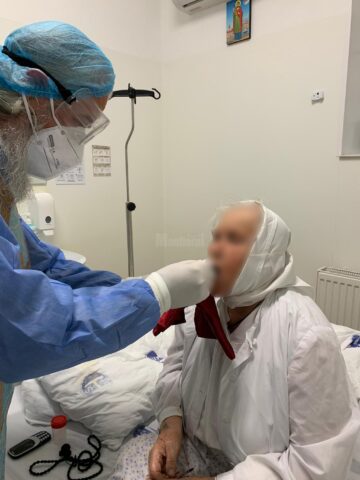 Pacientă cu Covid împărtășită de preotul Diaconașu