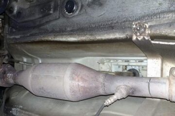 Catalizatoarele auto au devenit o țintă predilectă a hoților. Foto: argesulonline.ro