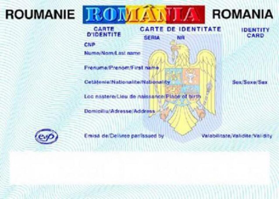 Criza plasticului a blocat eliberarea cărților de identitate
