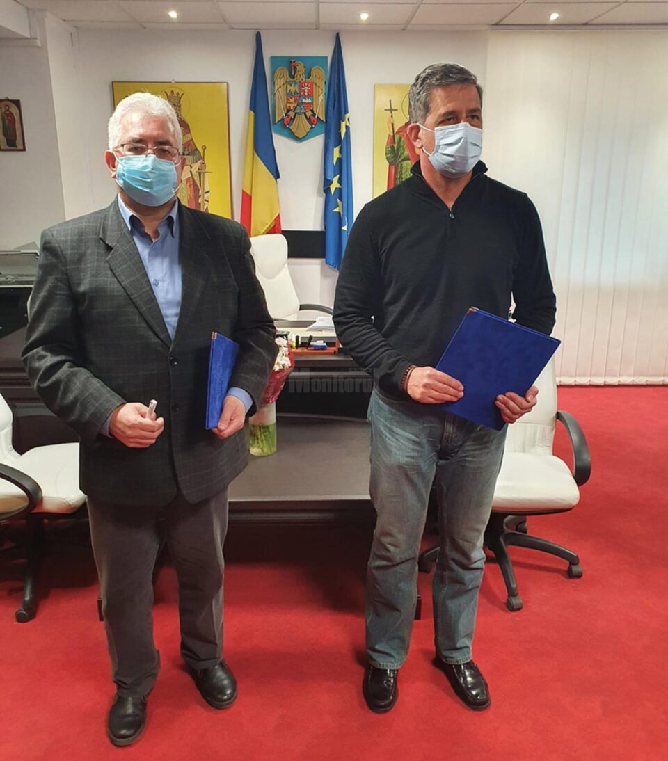 Contractul pentru furnizarea a 15 autobuze electrice Solaris, semnat miercuri, la Primăria Suceava