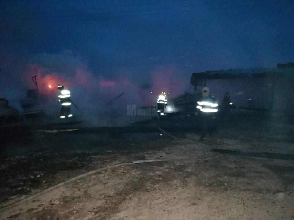 Incendiu devastator la un gater din comuna Bilca