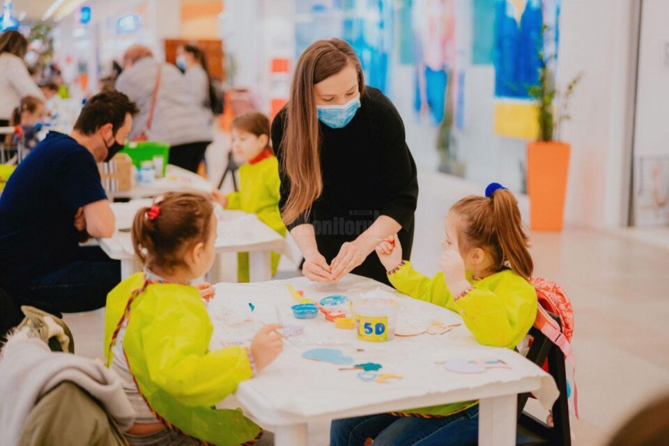 Produse handmade și ateliere de creație pentru copii, la Iulius Mall Suceava
