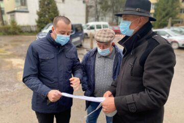 Viceprimarul Lucian Harșovschi, prezent în teren la demararea lucrărilor de modernizare a zonei “La bazin”