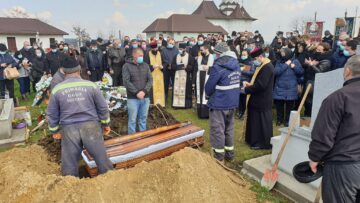 Interpretul de muzică populară George Finiș a fost condus pe ultimul drum