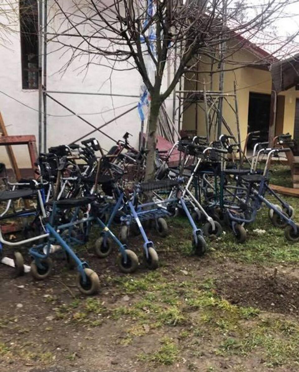 Vasile Bolohan și Andrei Bacoș au început o campanie de strângere de bunuri pentru bătrânii de la Solca și Bogdănești