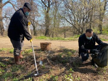 Mobilizare de forțe pentru curățarea parcului Șipote și a pădurii Zamca de către Primăria Suceava