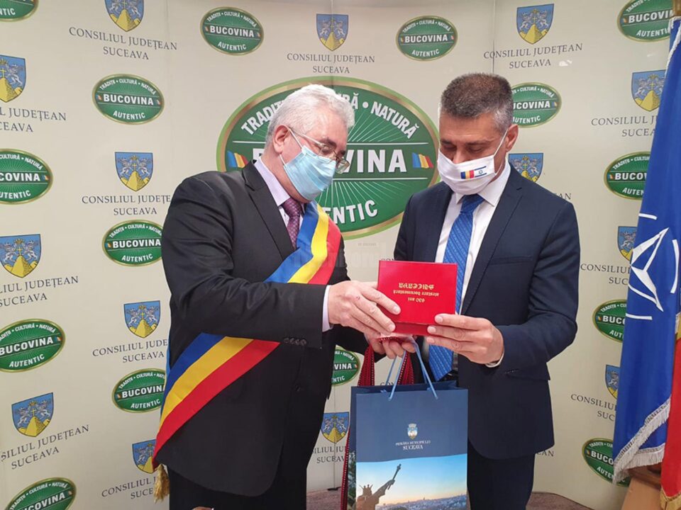 Oportunități de afaceri, turism și înfrățirea cu Nazareth, discutate de primarul Sucevei cu ambasadorul Israelului