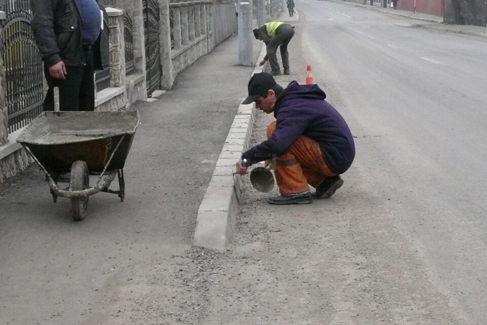 Investiții majore în infrastructura rutieră și pietonală a municipiului Fălticeni