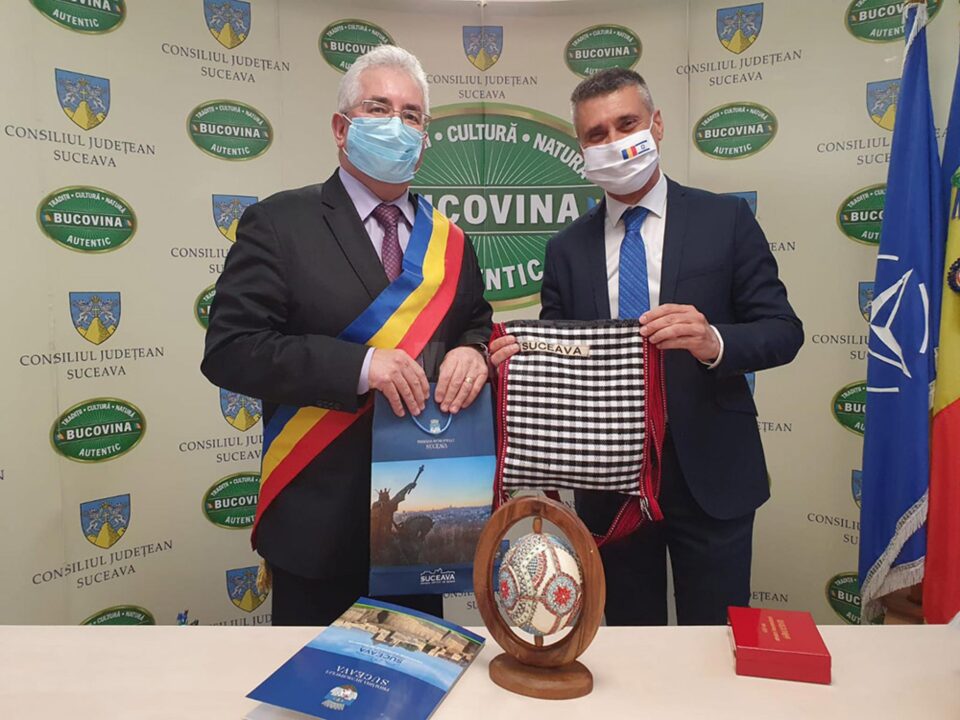 Oportunități de afaceri, turism și înfrățirea cu Nazareth, discutate de primarul Sucevei cu ambasadorul Israelului