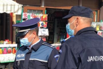 Sute de obiecte de îmbrăcăminte și încălțăminte, posibil contrafăcute, confiscate de la comercianți