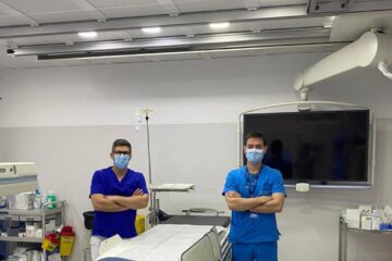 Dr. Rami Ababneh, medic specialist gastroenterologie și medicină internă, și dr. Cătălin Lulciuc, medic specialist radiologie și imagistică medicală
