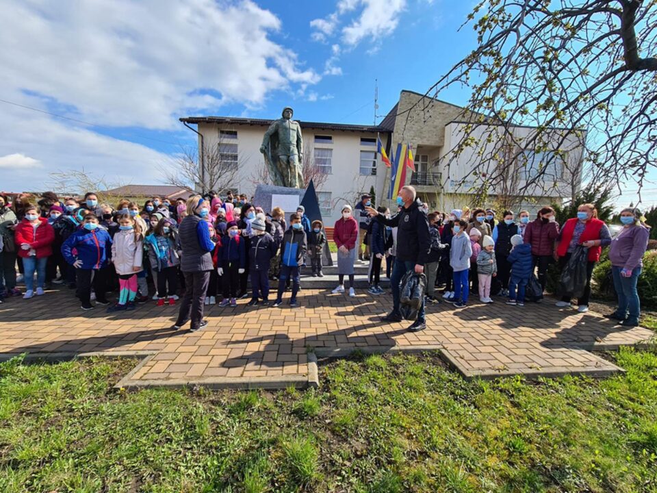 Organizarea acțiunii de strângere a gunoaielor