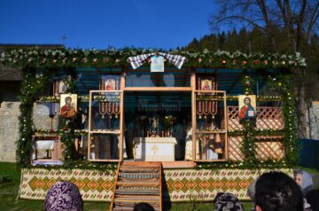 Sărbătoarea Floriilor, la Mănăstirea Voronet Foto Constantin Agafiței