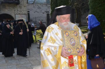 Sărbătoarea Floriilor, la Mănăstirea Voronet Foto Constantin Agafiței