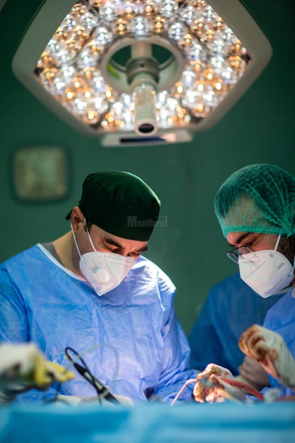 Studentă din Rădăuți, salvată după ce fost operată de o tumoră rară, la creier. Foto Facebook Spitalul de Neurochirurgie Iași