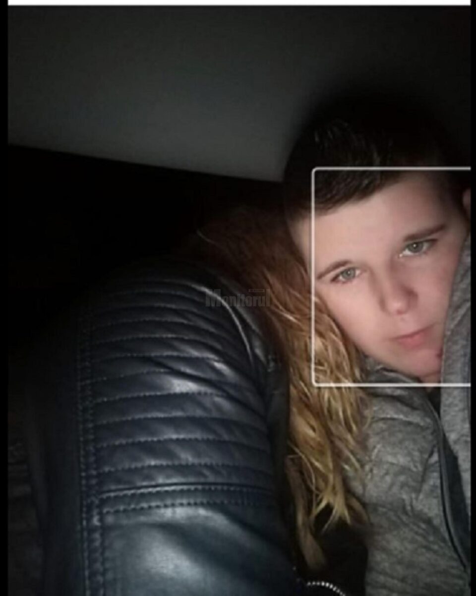 Andreea Rotari, de 24 de ani, din Gura Humorului, a primit o condamnare de 5 ani, 7 luni și 10 zile Andreea Rotari, de 24 de ani, din Gura Humorului, a primit o condamnare de 5 ani, 7 luni și 10 zile