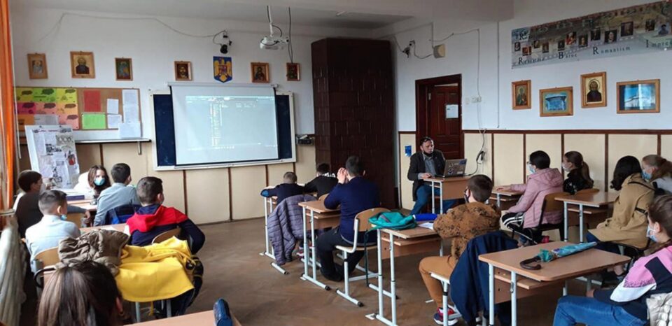 Săptămâna „GTW #DisconnectToReconnect”, organizată de „Edu Max”, în parteneriat cu „Aripi în Europa” Fălticeni Săptămâna „GTW #DisconnectToReconnect”, organizată de „Edu Max”, în parteneriat cu „Aripi în Europa” Fălticeni