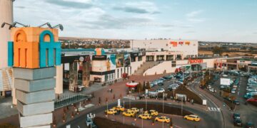 Programul de Paște 2021 în centrele comerciale și supermarketurile din Suceava
