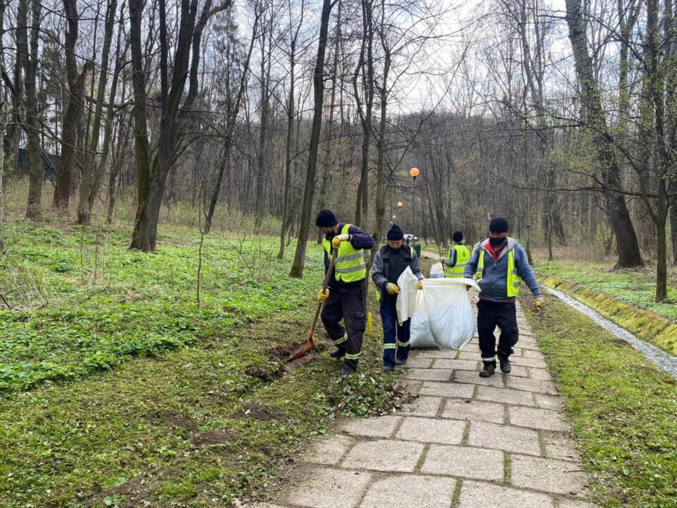 Concursul de proiecte pentru amenajarea Parcului Șipote va fi cu premii de 90.000 de lei Concursul de proiecte pentru amenajarea Parcului Șipote va fi cu premii de 90.000 de lei