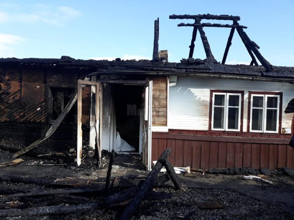 „Rădăuțiul civic” lansează o nouă campanie de ajutorare a unei familii din Vicovu de Sus, care și-a pierdut toată agoniseala într-un incendiu