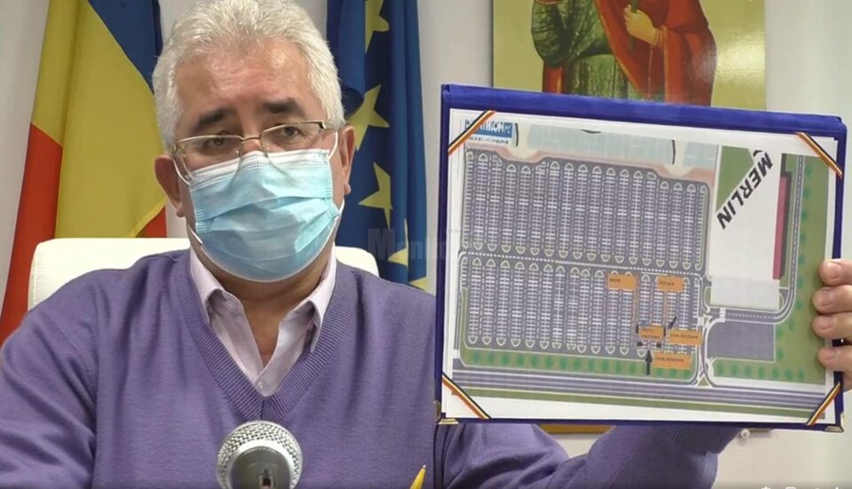 Schema centrului de vaccinare de tip drive-thru din parcarea centrului comercial Shopping City, care a pus la dispoziția autorităților o suprafață de 200 mp Schema centrului de vaccinare de tip drive-thru din parcarea centrului comercial Shopping City, care a pus la dispoziția autorităților o suprafață de 200 mp