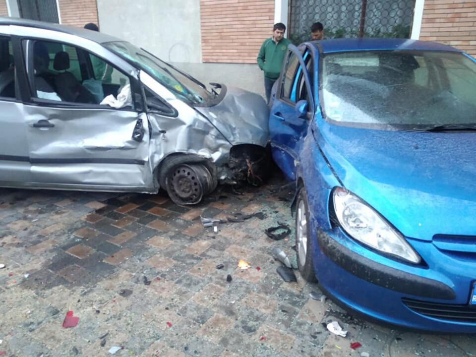 Șoferul unui Ford a semănat panică în Gălănești