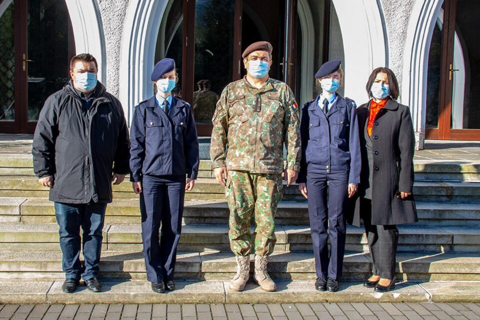 Două eleve de la Colegiul Național Militar Câmpulung Moldovenesc, pe podium la Olimpiada Forumului Școlilor Militare Secundare din Europa