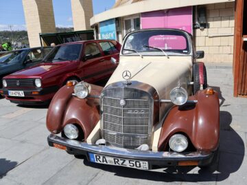 Record de mașini la Retro Parada Primăverii, organizată la Suceava
