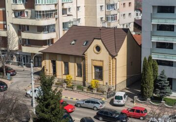 Deschideți Turnul Lăpușneanu vizitatorilor!