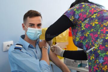 140 de elevi de la Colegiul Național Militar „Ștefan cel Mare” au optat pentru vaccinarea împotriva virusului SARS-CoV-2