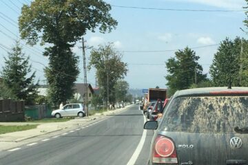 Traficul blocat în zona accidentului