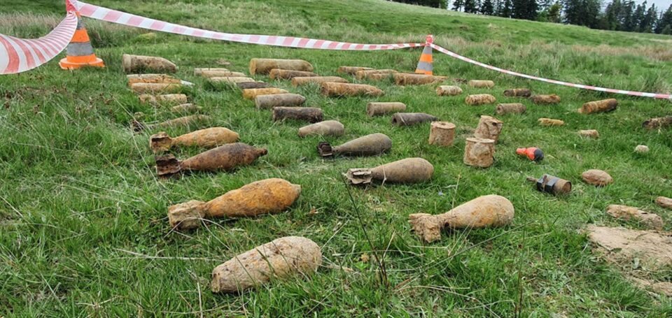 Ședință de distrugere a peste 400 de elemente de muniție adunate de prin județ