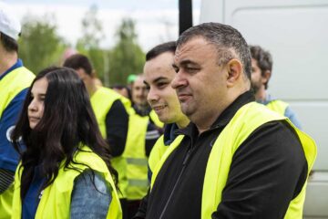 Aproape 1.000 de saci cu gunoaie strânși din parcul Șipote și pădurea Zamca