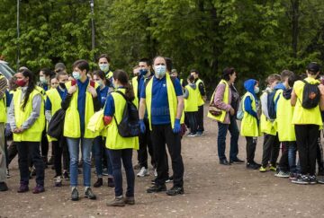 Aproape 1.000 de saci cu gunoaie strânși din parcul Șipote și pădurea Zamca