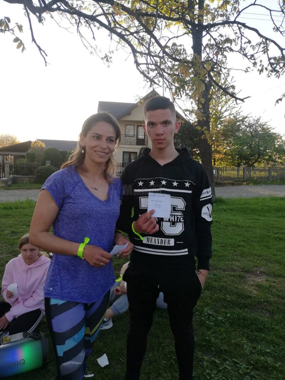Un instructor sportiv i-a pus în mișcare pe copiii din Dănila